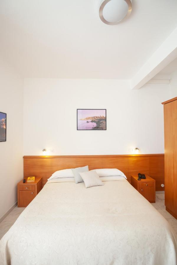 Hotel Viola Gaeta Exteriér fotografie