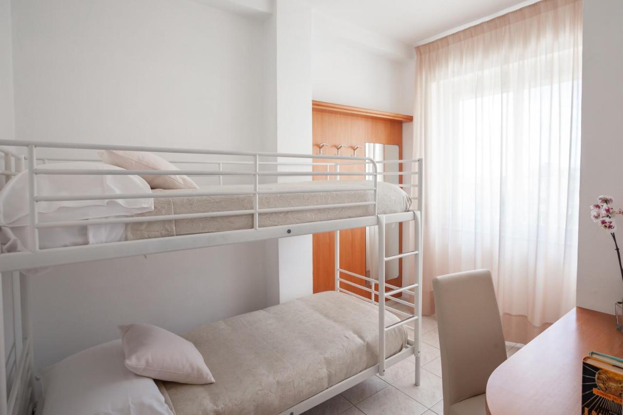 Hotel Viola Gaeta Exteriér fotografie