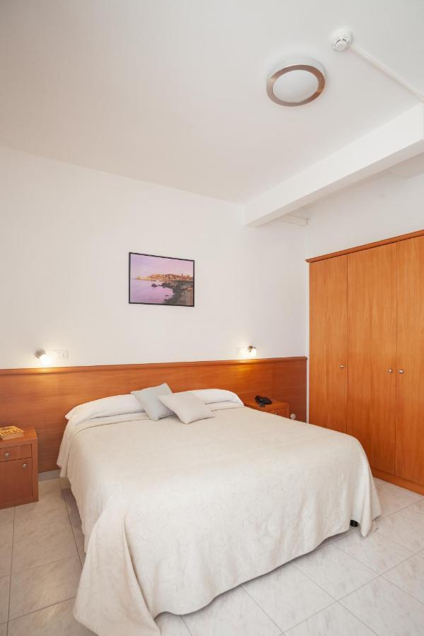 Hotel Viola Gaeta Exteriér fotografie