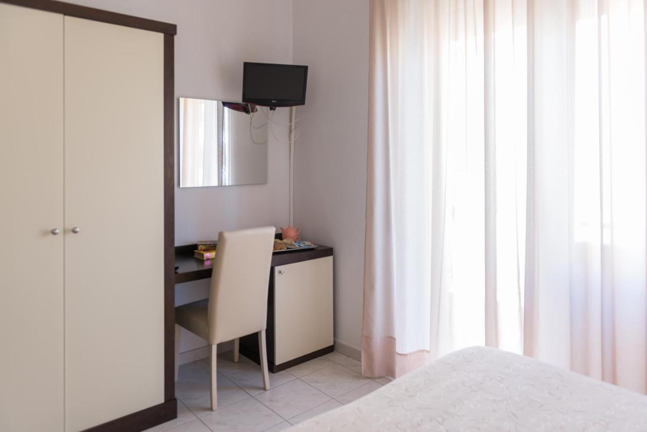 Hotel Viola Gaeta Exteriér fotografie