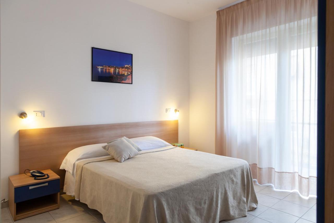 Hotel Viola Gaeta Exteriér fotografie