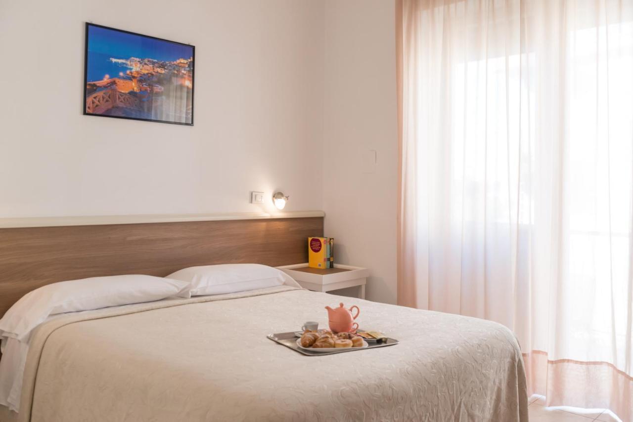 Hotel Viola Gaeta Exteriér fotografie