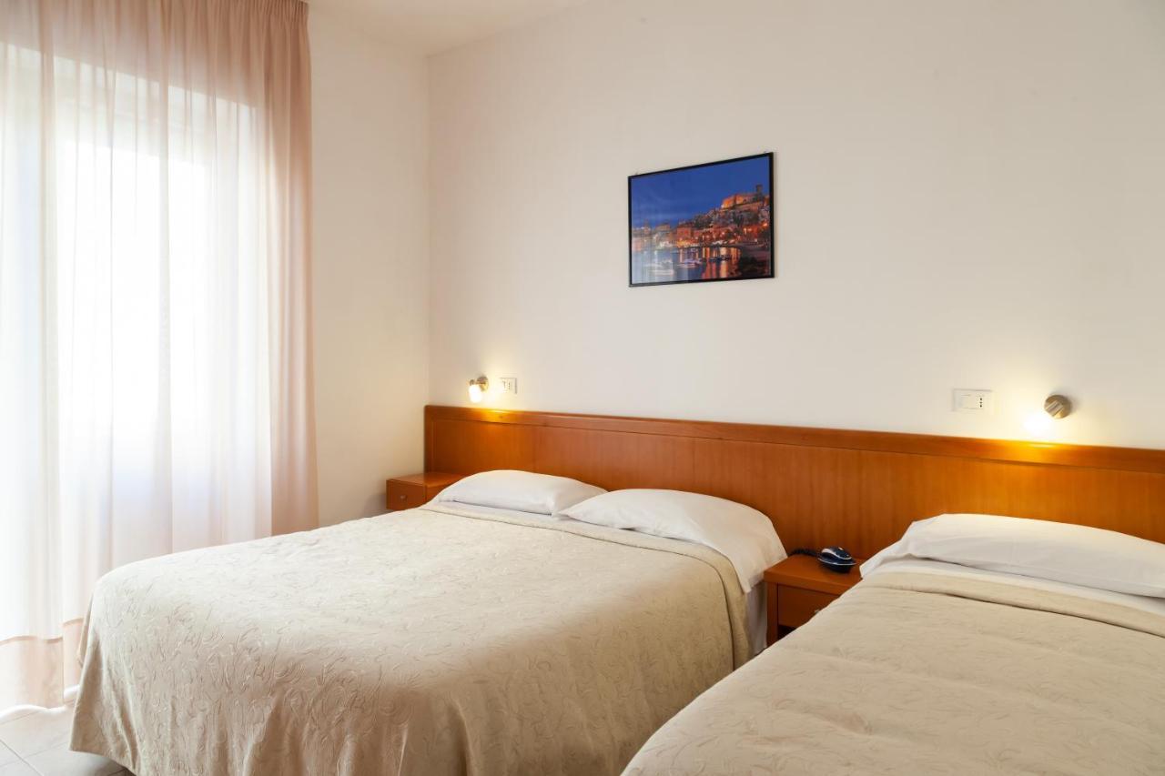 Hotel Viola Gaeta Exteriér fotografie