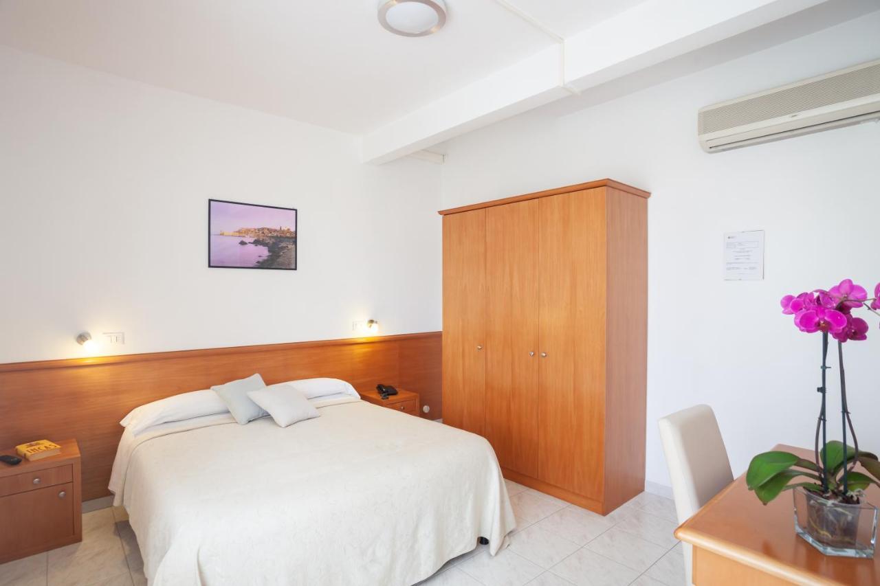 Hotel Viola Gaeta Exteriér fotografie