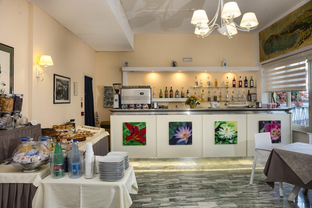 Hotel Viola Gaeta Exteriér fotografie